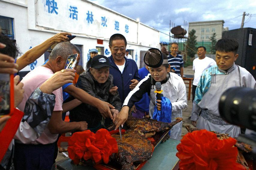 對酒當歌，人生幾何，要盡興就現在！